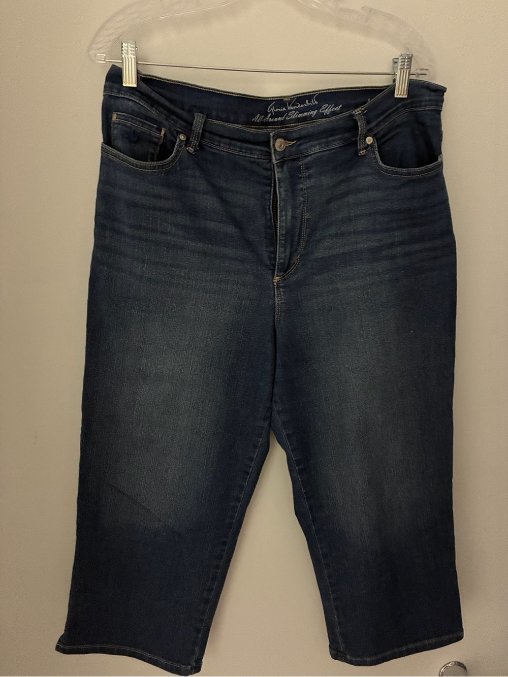 Gloria Vanderbilt Dark Blue Cropped Slim Straight Jeans